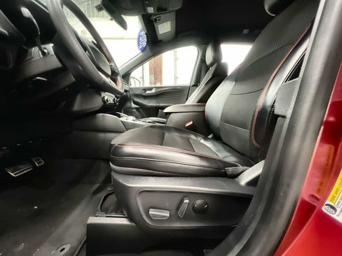 Used 2024 Ford Escape ST-Line Select image 14