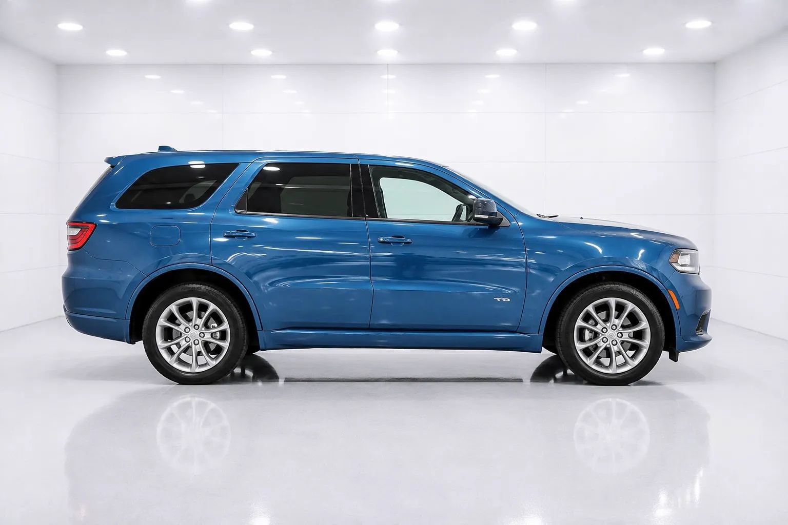 Used 2025 Dodge Durango GT AWD/4WD image 6