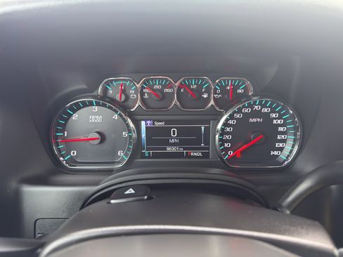 Used 2018 Chevrolet Tahoe LT image 16