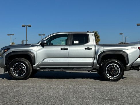 New 2025 Toyota Tacoma TRD Off-Road image 7