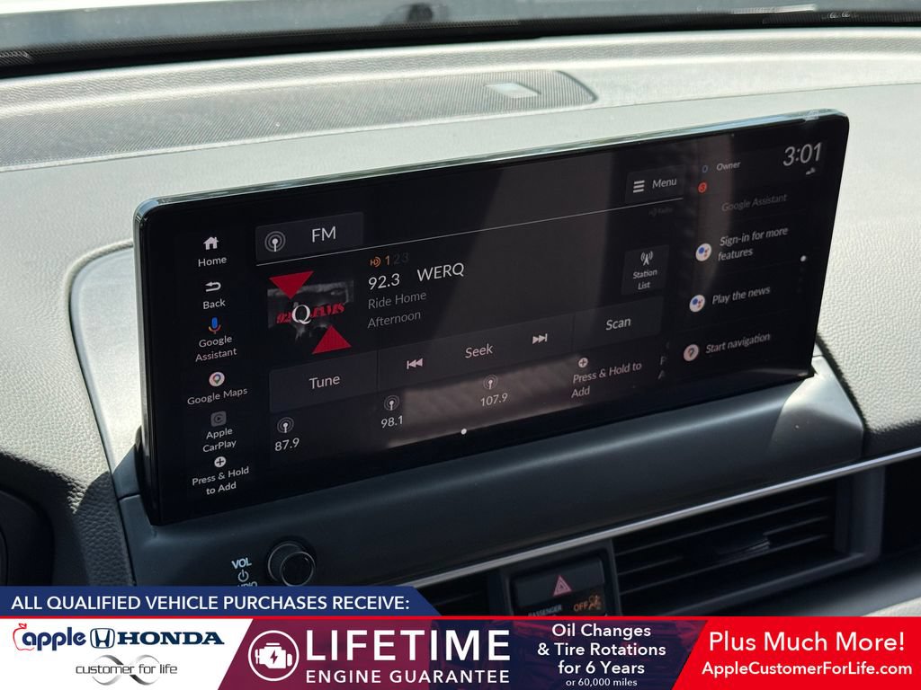 New 2026 Honda Pilot Sport image 10