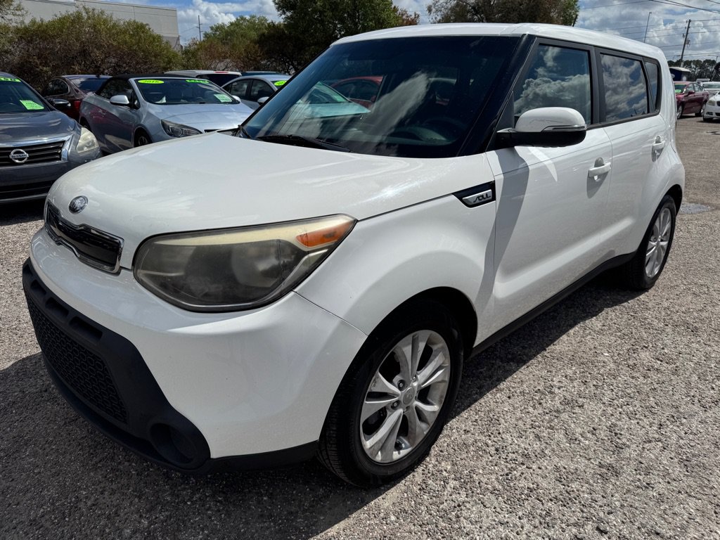 Used 2014 Kia Soul + FWD image 1