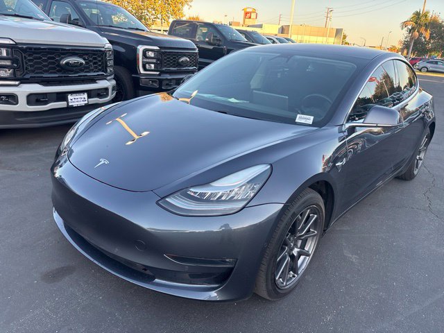 Used 2018 Tesla Model 3 Long Range RWD image 3