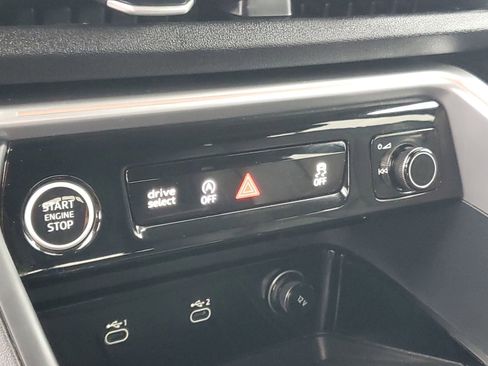 Used 2025 Audi Q5 Premium w/ Convenience Package image 30