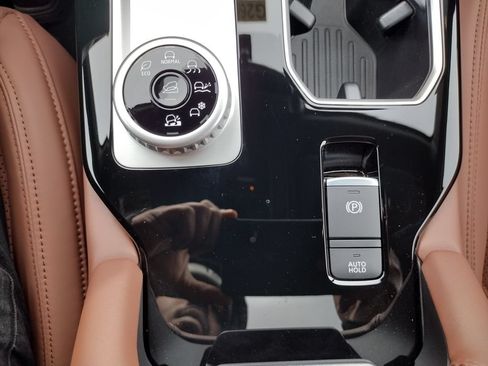 New 2026 Mitsubishi Outlander SEL AWD/4WD image 25