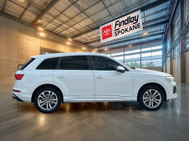 Used 2025 Audi Q7 3.0T Premium Plus AWD/4WD image 4