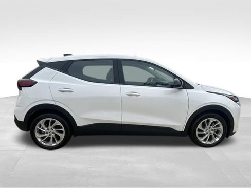 New 2027 Chevrolet Bolt LT w/ Comfort Package FWD image 6