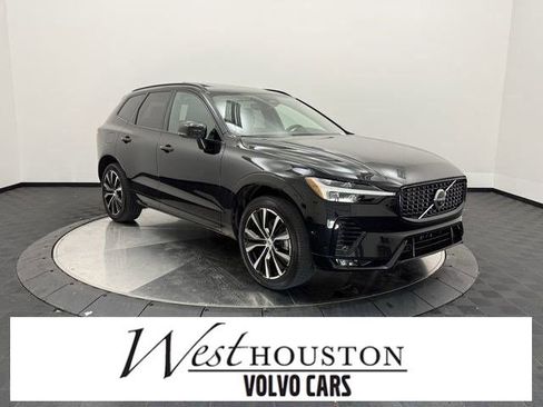 Certified 2023 Volvo XC60 B5 Plus w/ Climate Package image 1