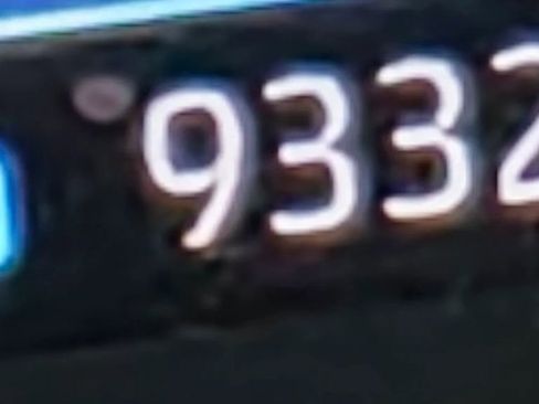 Used 2020 Toyota Corolla LE image 17