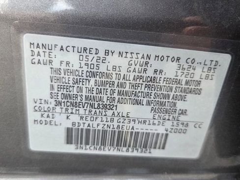 Used 2022 Nissan Versa SV image 20