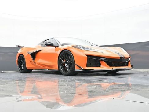 Used 2023 Chevrolet Corvette Z06 w/ Stealth Interior Trim Package image 40