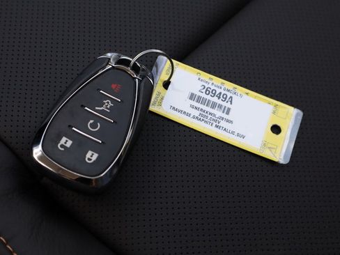 Used 2020 Chevrolet Traverse Premier FWD image 37