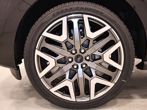 New 2026 Ford Expedition Max Platinum w/ Platinum Ultimate Package AWD/4WD image 50