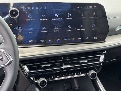 New 2026 Chevrolet Traverse LT w/ Sun and Wheel Package FWD image 15