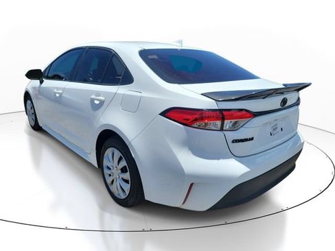 Used 2023 Toyota Corolla LE FWD image 3
