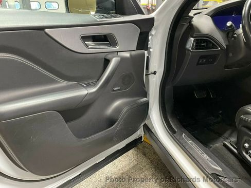 Used 2020 Jaguar F-PACE Checkered Flag image 10