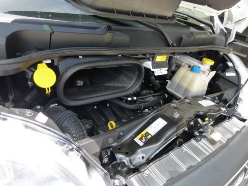 Used 2025 RAM ProMaster 2500 w/ Safety Group FWD image 11