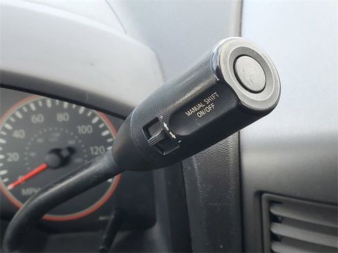 Used 2015 Nissan Titan S image 21