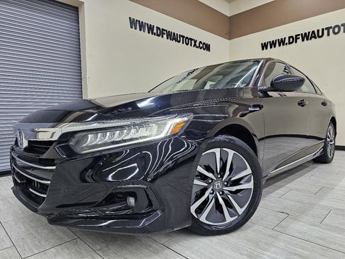 Used 2021 Honda Accord EX image 1