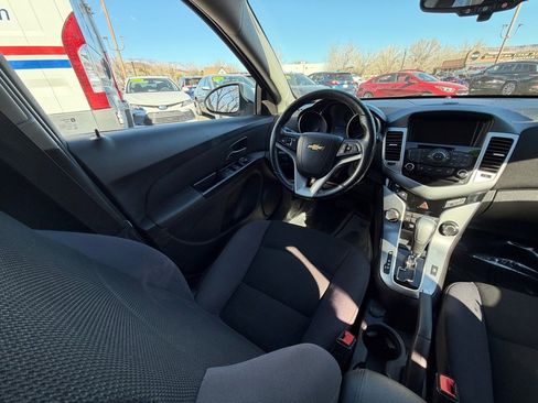 Used 2014 Chevrolet Cruze LT w/ Technology Package image 13