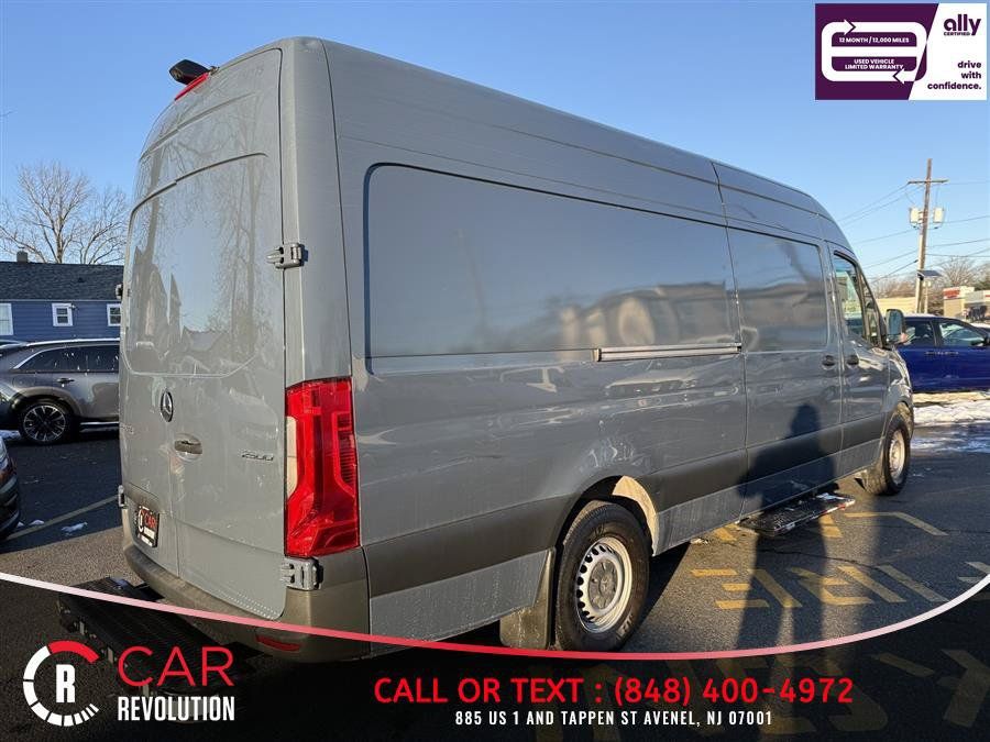 Used 2021 Mercedes-Benz Sprinter 2500 image 8