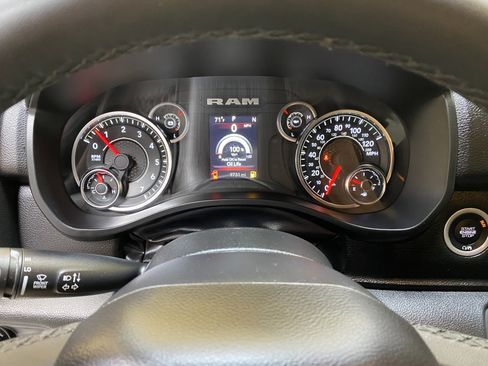 Used 2025 RAM 1500 Big Horn image 36