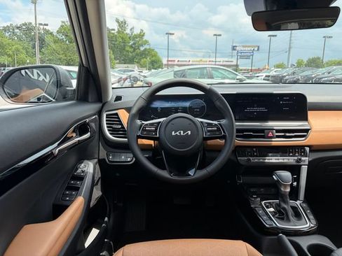 Certified 2024 Kia Seltos EX AWD/4WD image 30