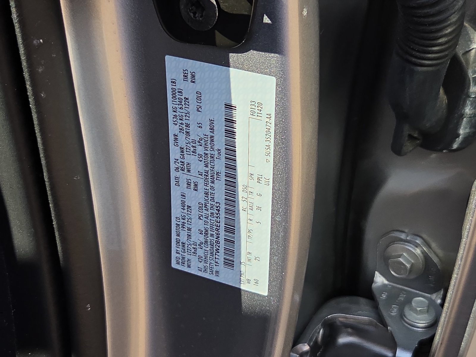 Used 2024 Ford F250 XLT w/ FX4 Off-Road Package AWD/4WD image 32