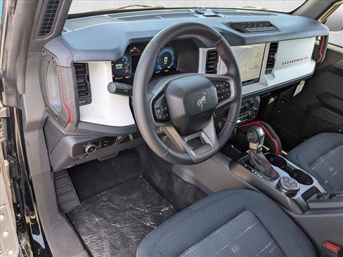 New 2026 Ford Bronco Heritage Edition AWD/4WD image 3