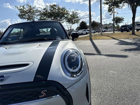 Used 2023 MINI Cooper S image 9