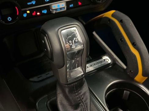 Used 2024 Ford Bronco Badlands image 27