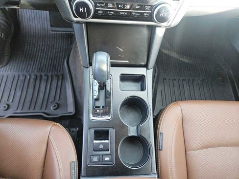 Used 2019 Subaru Outback 3.6R Touring w/ Popular Package #3A image 20