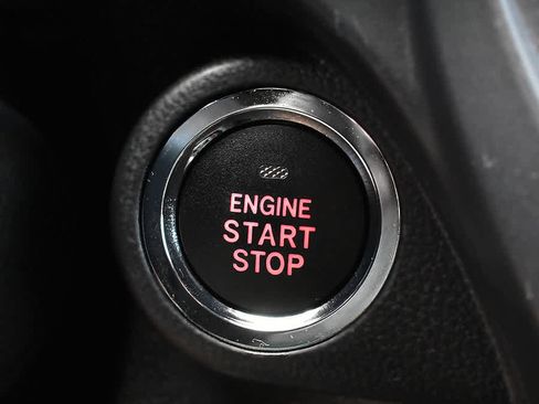 Used 2025 Subaru Forester Limited AWD/4WD image 19