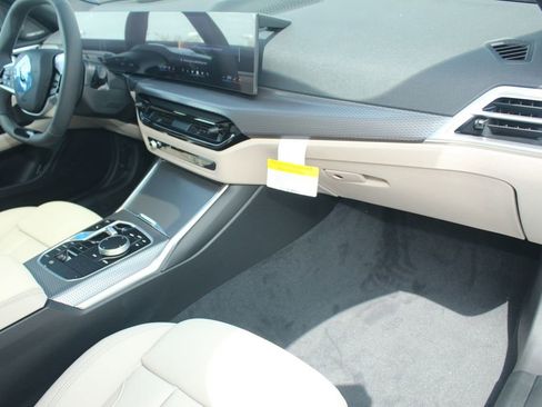 New 2026 BMW i4 eDrive40 w/ Premium Package RWD image 25