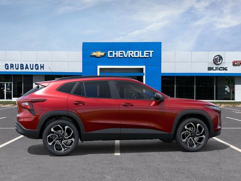 New 2026 Chevrolet Trax RS image 5