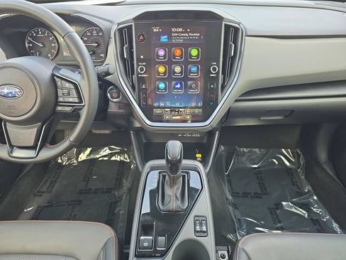 Certified 2024 Subaru Crosstrek 2.5i Limited w/ Crosstrek Mirror Package AWD/4WD image 10