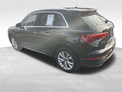 Used 2025 Audi Q3 2.0T Premium image 16