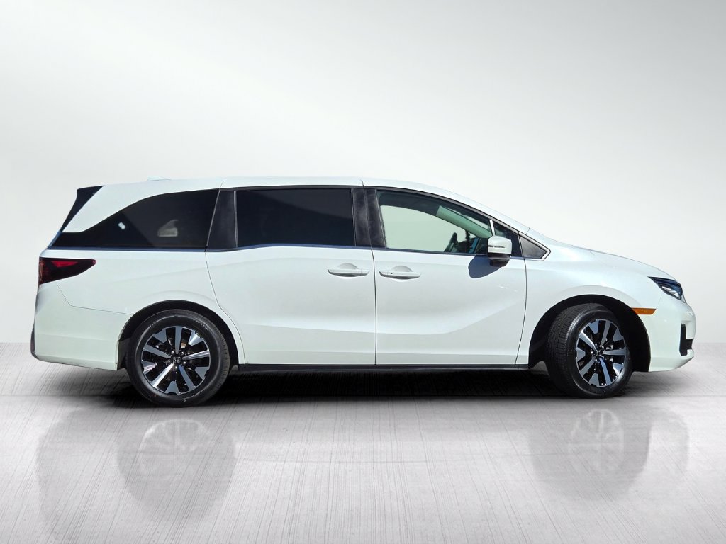 Used 2025 Honda Odyssey EX-L image 4