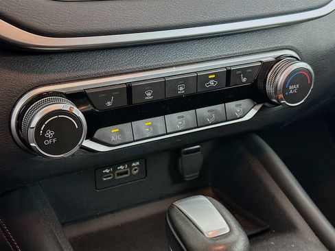 Used 2019 Nissan Altima 2.5 SR w/ SR Premium Package FWD image 23