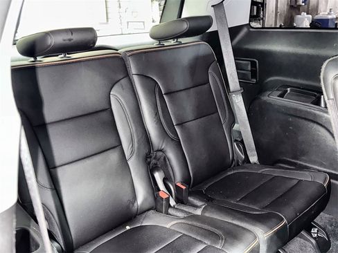 Used 2021 GMC Acadia AT4 w/ Technology Package image 31