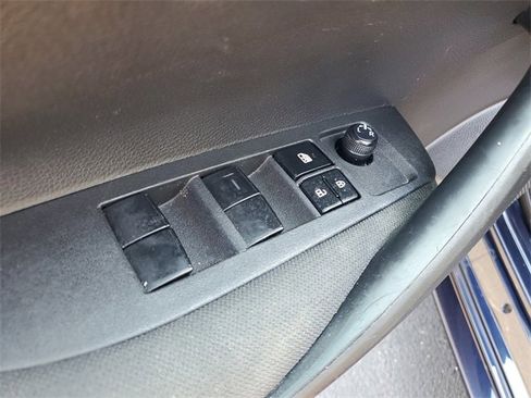 Used 2022 Toyota Corolla LE image 21