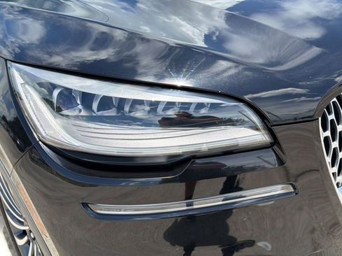 Used 2022 Lincoln Aviator Reserve w/ Elements Package Plus RWD image 11