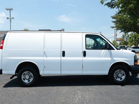 Used 2021 Chevrolet Express 2500 w/ Communications Package RWD image 4