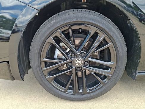 Used 2025 Toyota Camry SE FWD image 28
