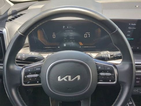 Used 2024 Kia Sorento S FWD image 32