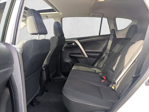 Used 2017 Toyota RAV4 XLE image 19