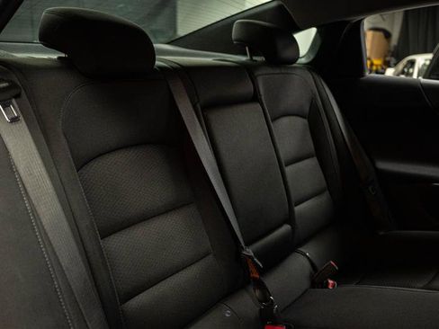 Used 2022 Chevrolet Malibu LT image 16