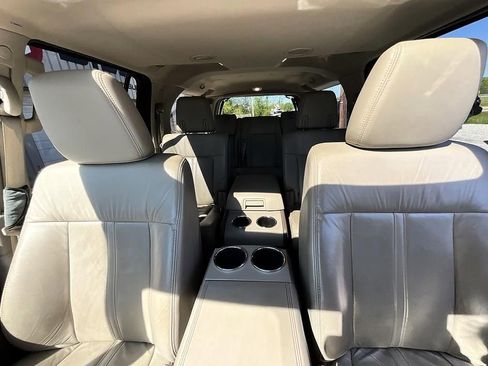 Used 2015 Lincoln Navigator L 4WD image 35