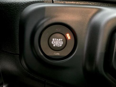 Used 2023 Jeep Wrangler Unlimited Sport AWD/4WD image 32