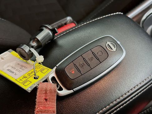 Used 2023 Nissan Kicks SV image 21